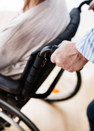 img-community-desktop